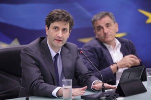 Γιώργος Χουλιαράκης, αναπληρωτής υπουργός Οικονομικών